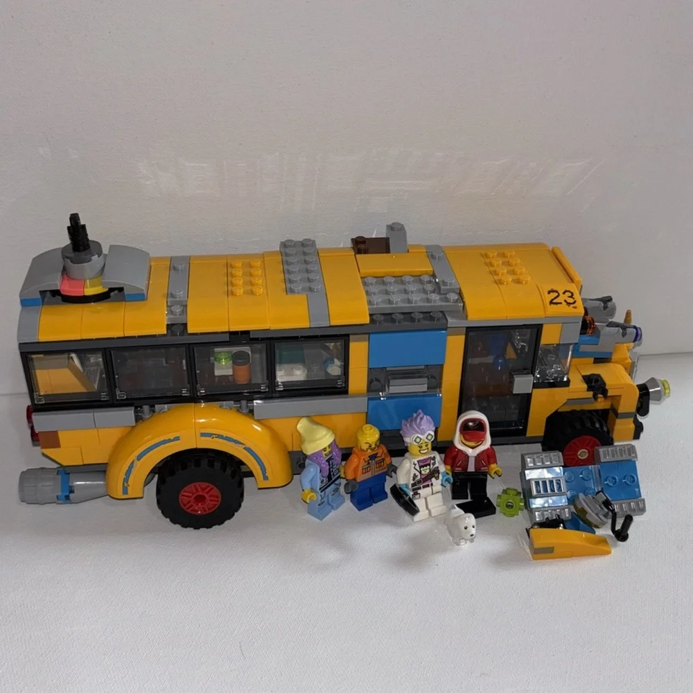 LEGO Hidden Side Paranormal Intercept Bus 3000 70423 Augmented Reality (AR)